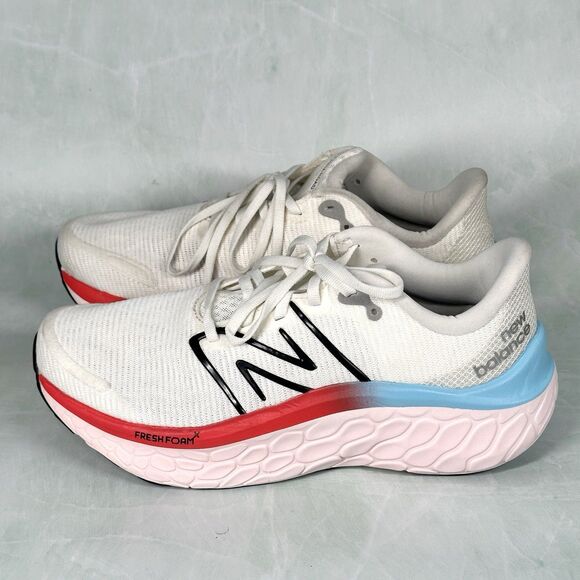 New Balance White and Red Athletic Shoes - Picture 6 of 16
